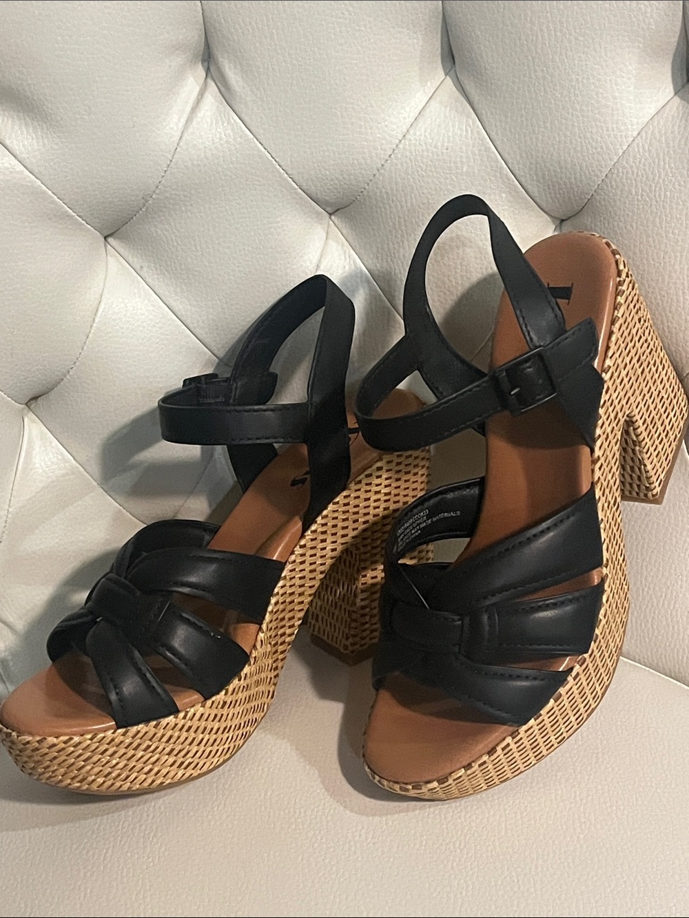 Kork-Ease Black Leather Woven-Platform Sandals - Picture 2 of 12